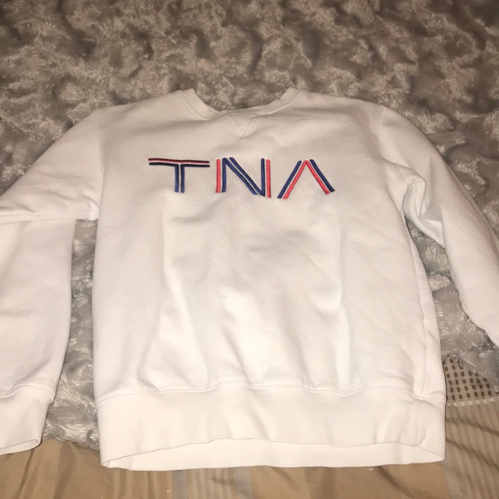 crew neck